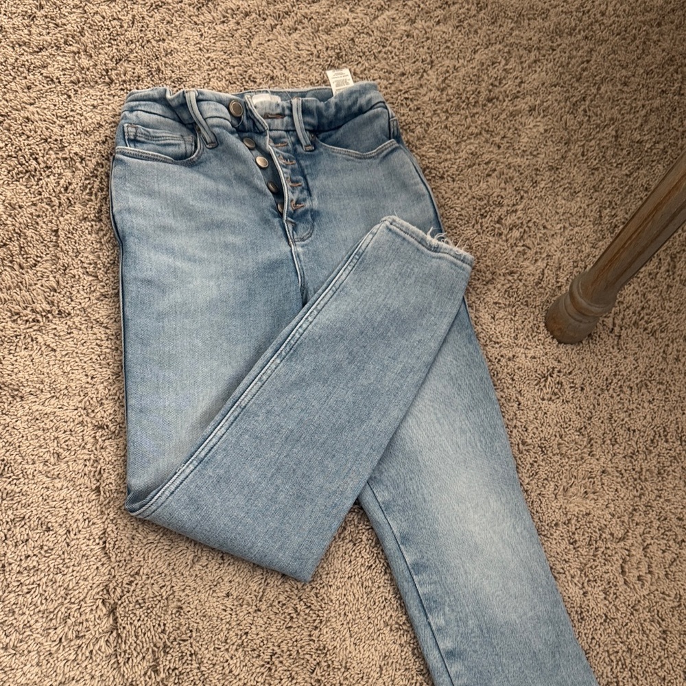 Good American High Rise Light Blue Jeans